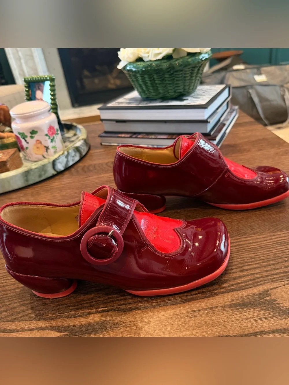 Fluevog - Choice Tori Buckle Shoe - W10 - Picture 7 of 8